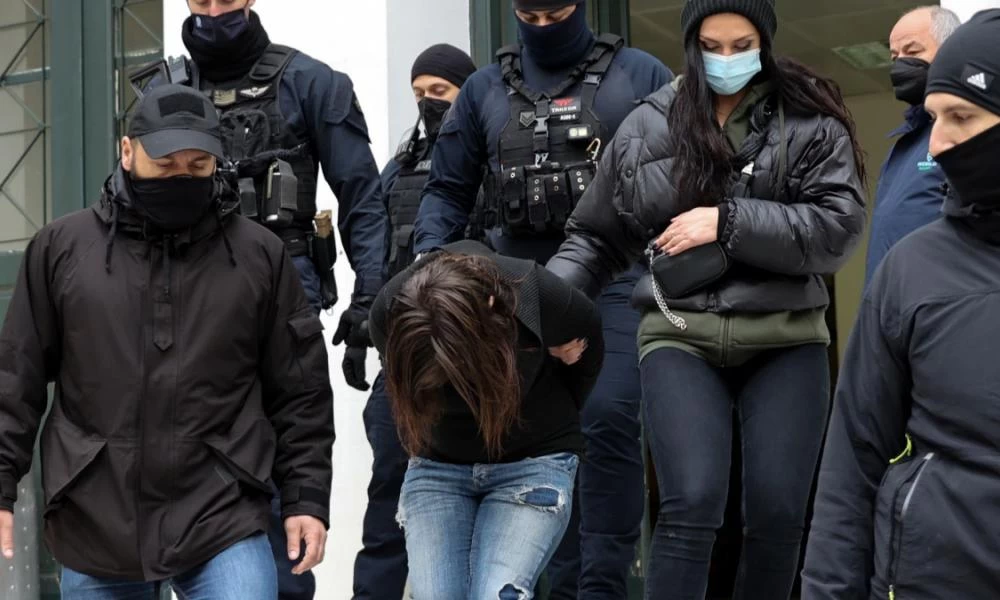Δολοφονία 7χρονου: Για ανθρωποκτονία κατηγορούνται μητέρα και σύντροφος
